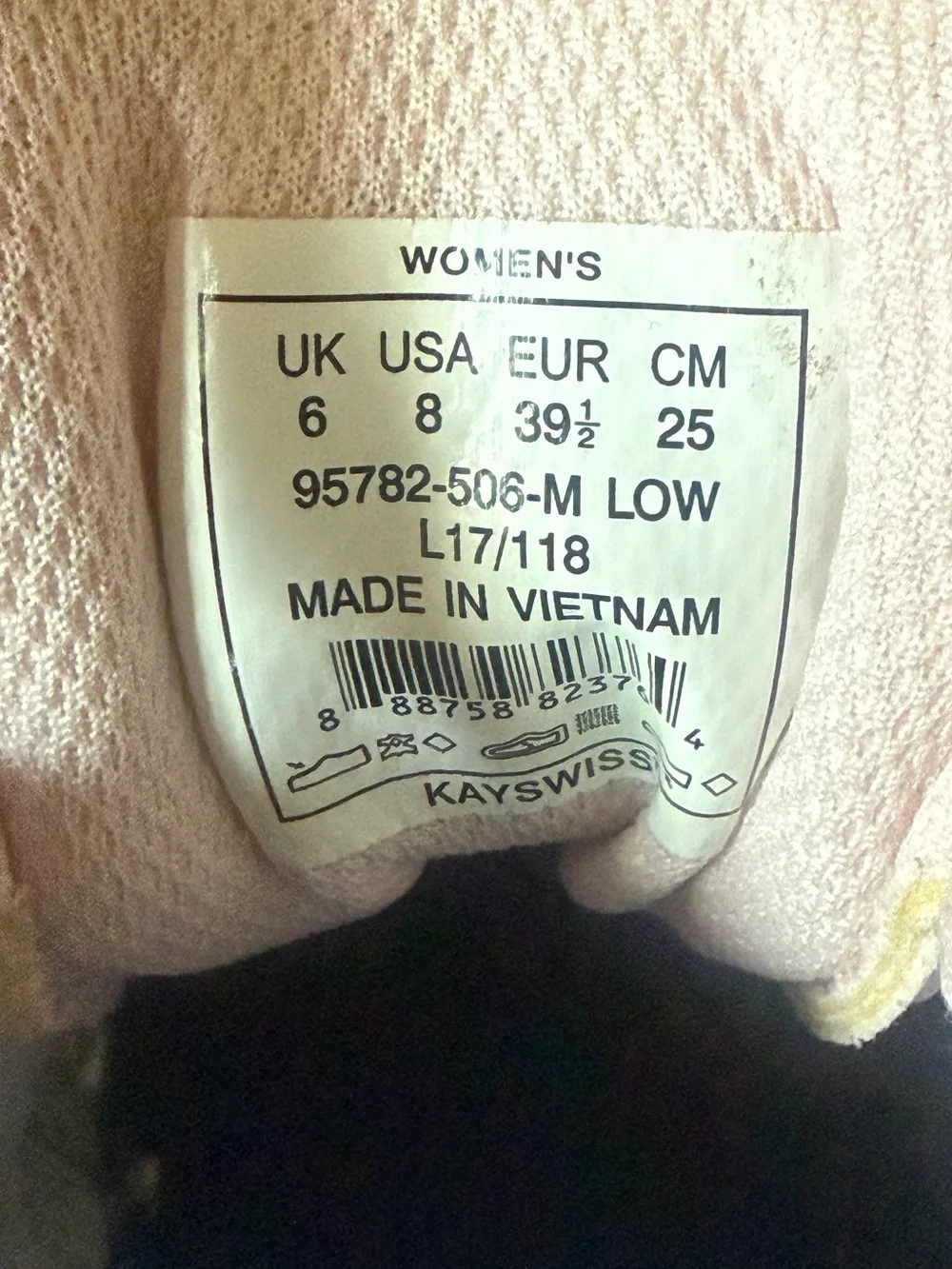 K SWISS COURT PINK TENNIS SHOES